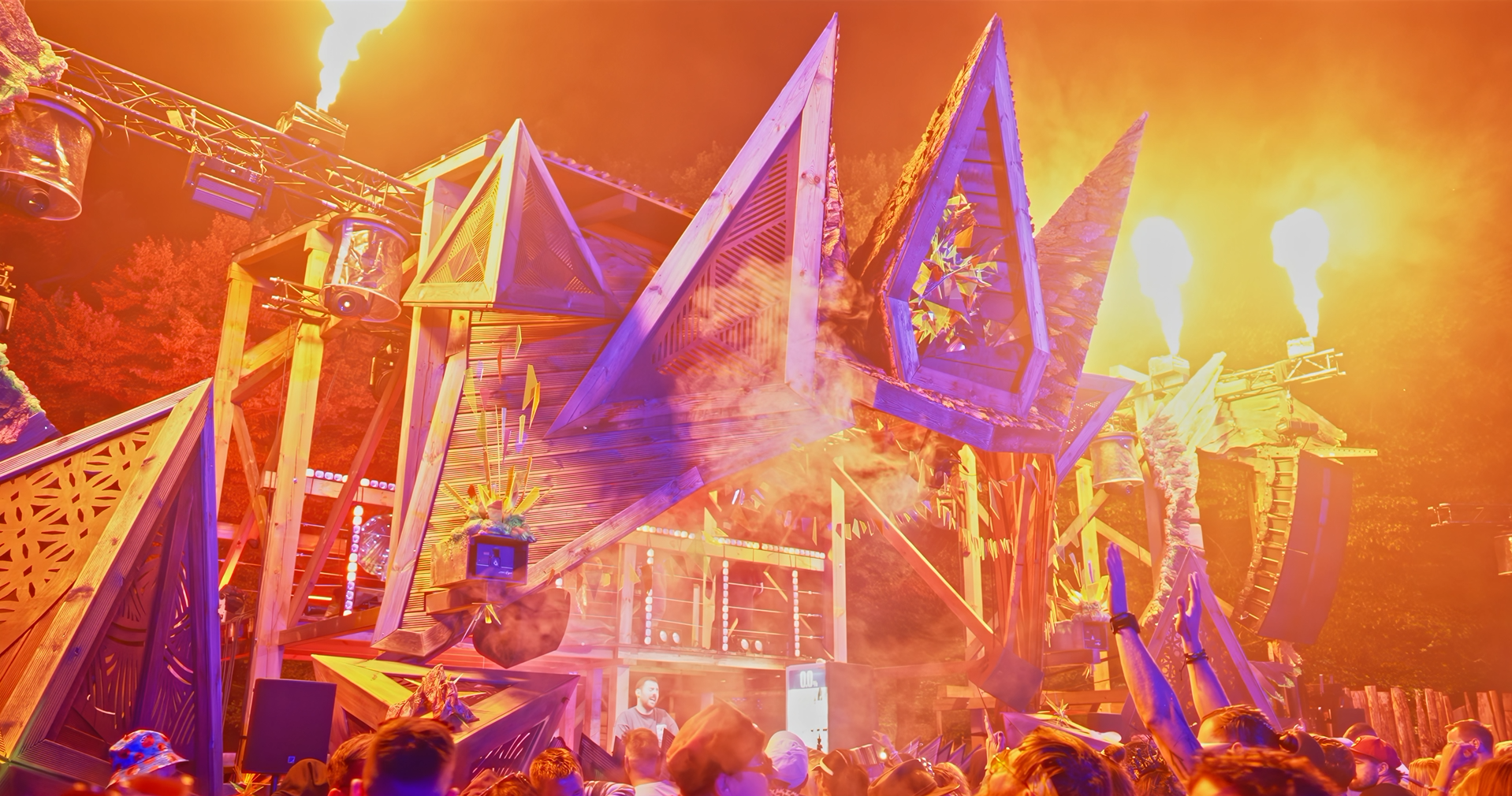 SUMMER CONTRAST FESTIWAL